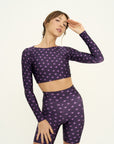 Top cropped manga longa Lucky Purple
