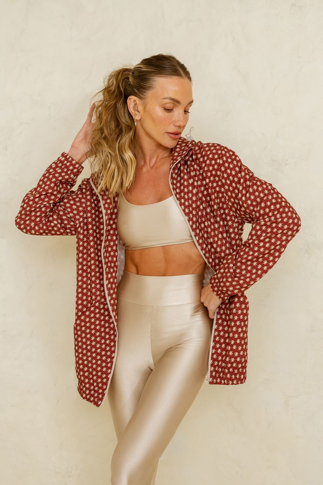 Jaqueta Windbreaker Floral Búzios