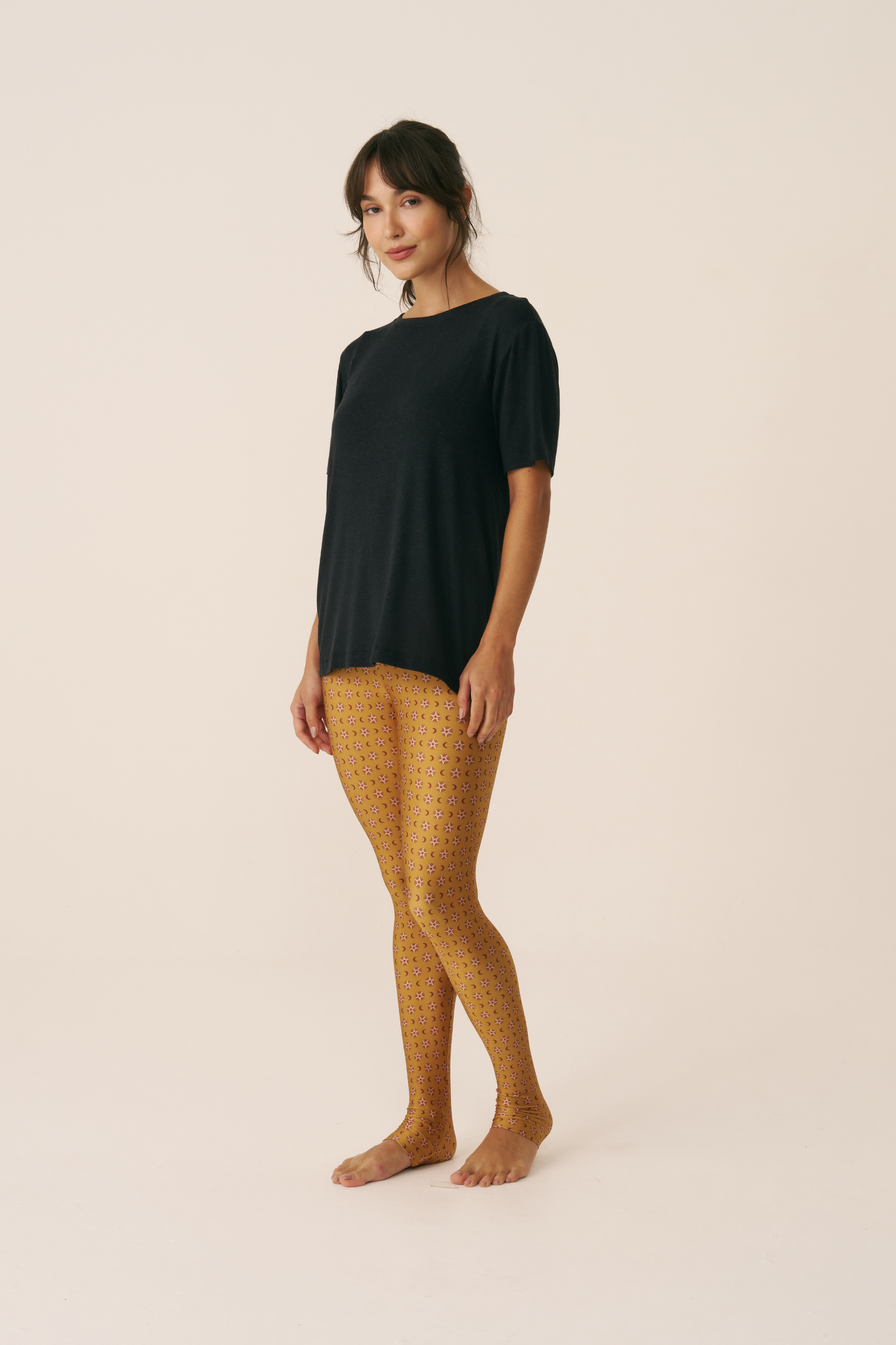 Camiseta Let Love In Black
