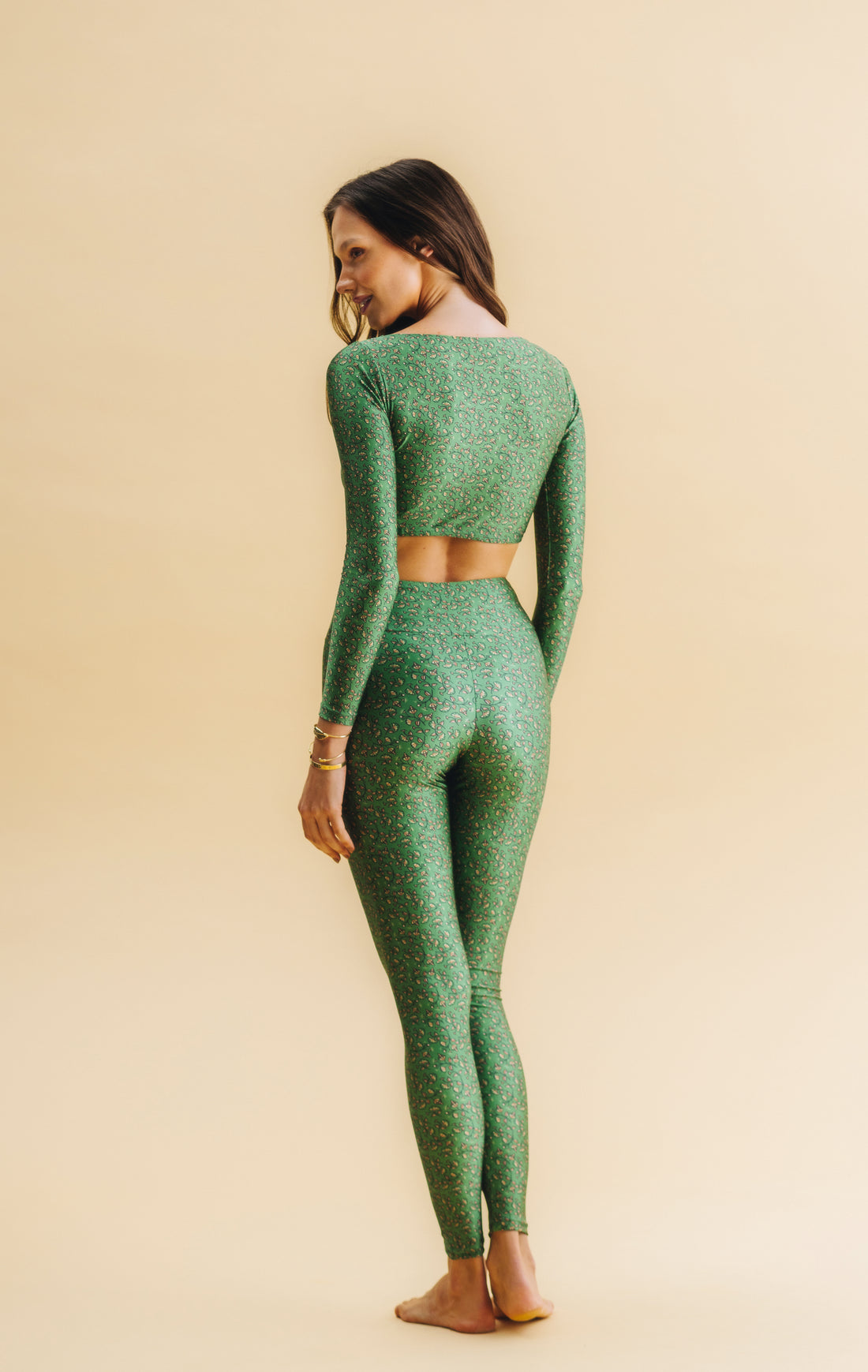 Top cropped manga longa Garden Green