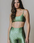 Top New Fit Trikonasana