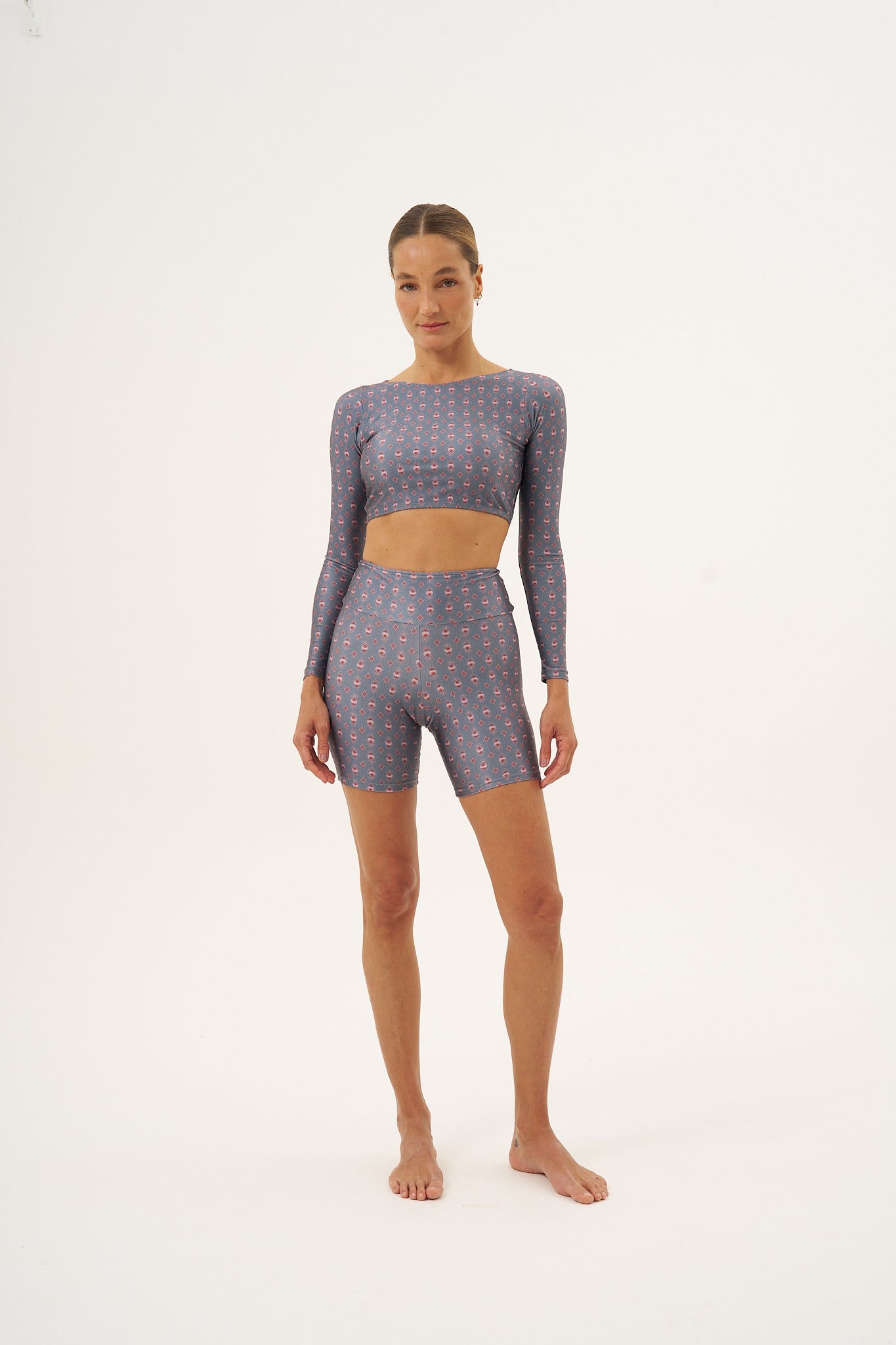 Shorts High Pétala