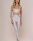 Top cropped manga longa Prayer